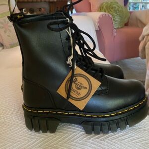 Dr. Martens Audrick black boots